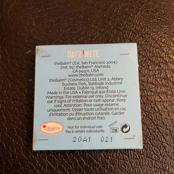 Thebalm Lombard st eye shadow travel size - Picture 6 of 6